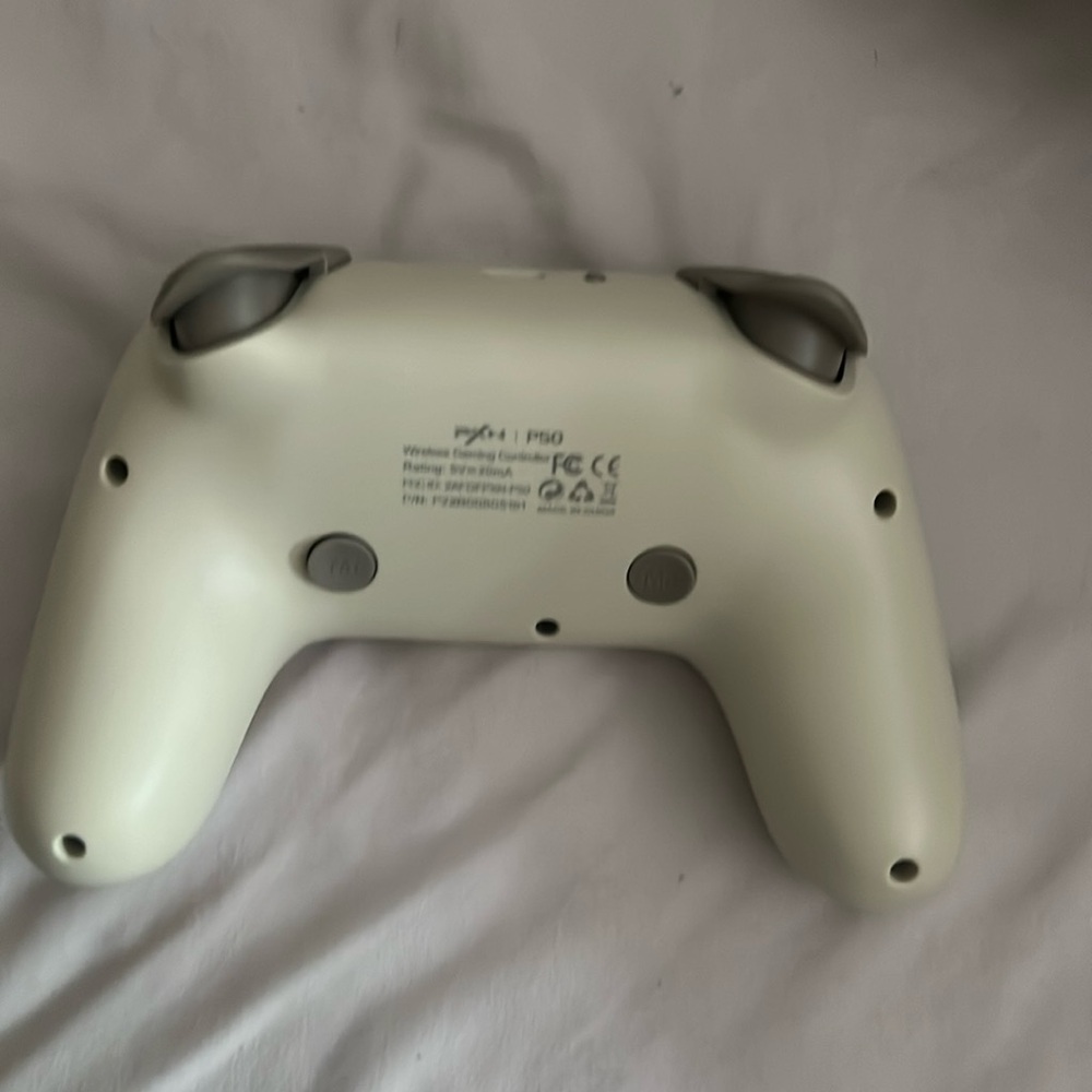 Switch Bluetooth Controller - Picture 2 of 3